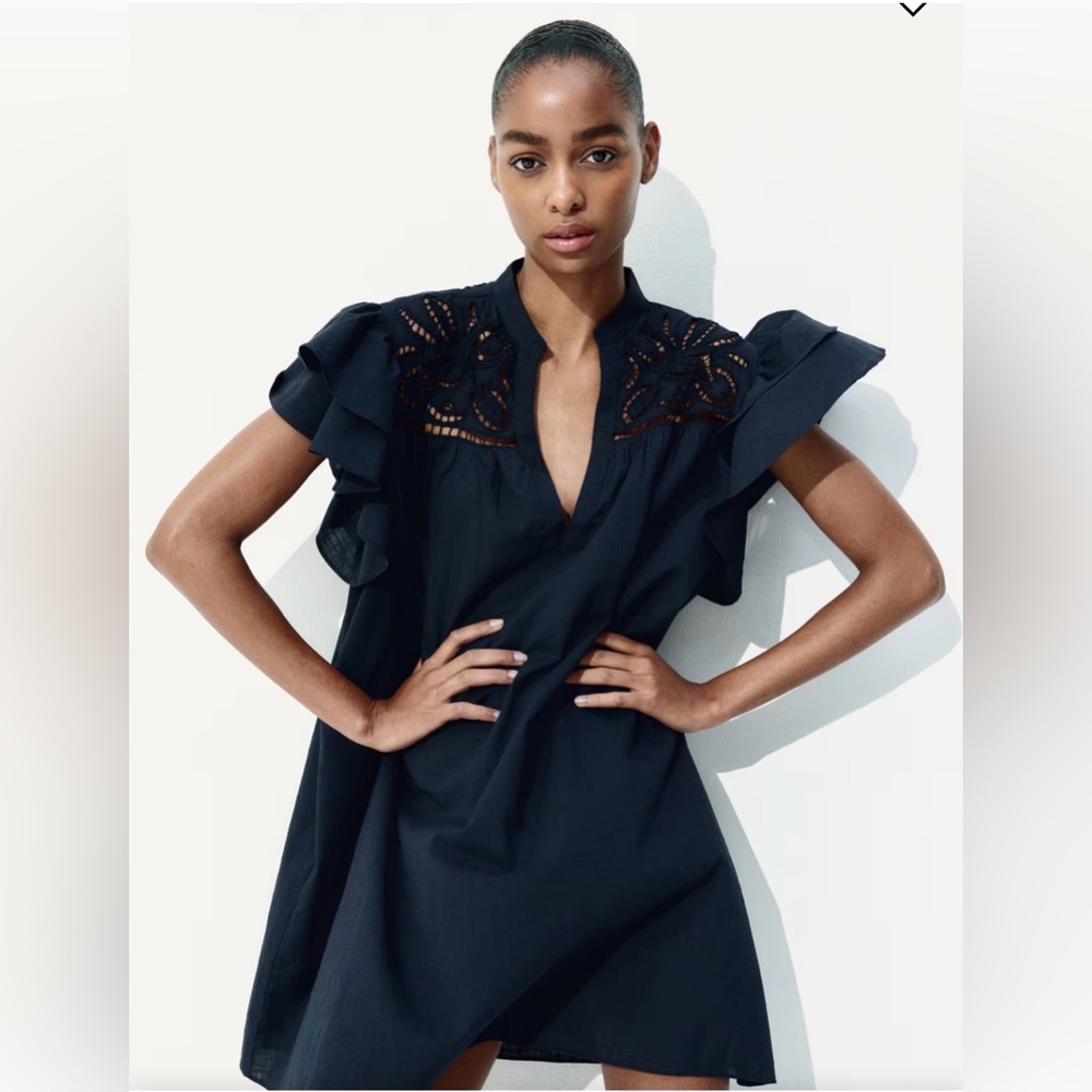 H&M WOMENS FLUTTER-SLEEVE DRESS WITH EYELET EMBROIDERY DARK NAVY BLUE